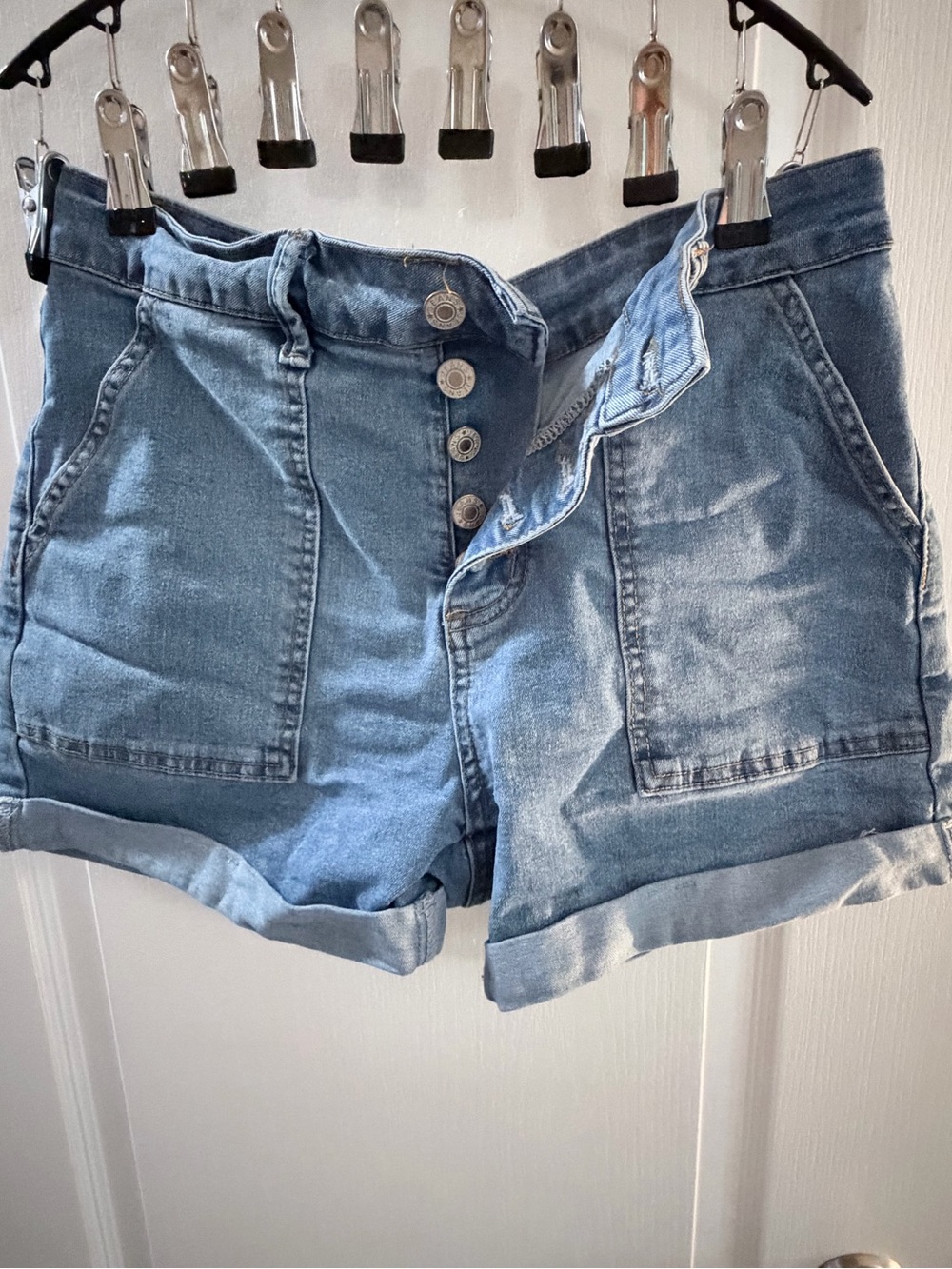 "Fashion Denim" Cuffed Jean Shorts